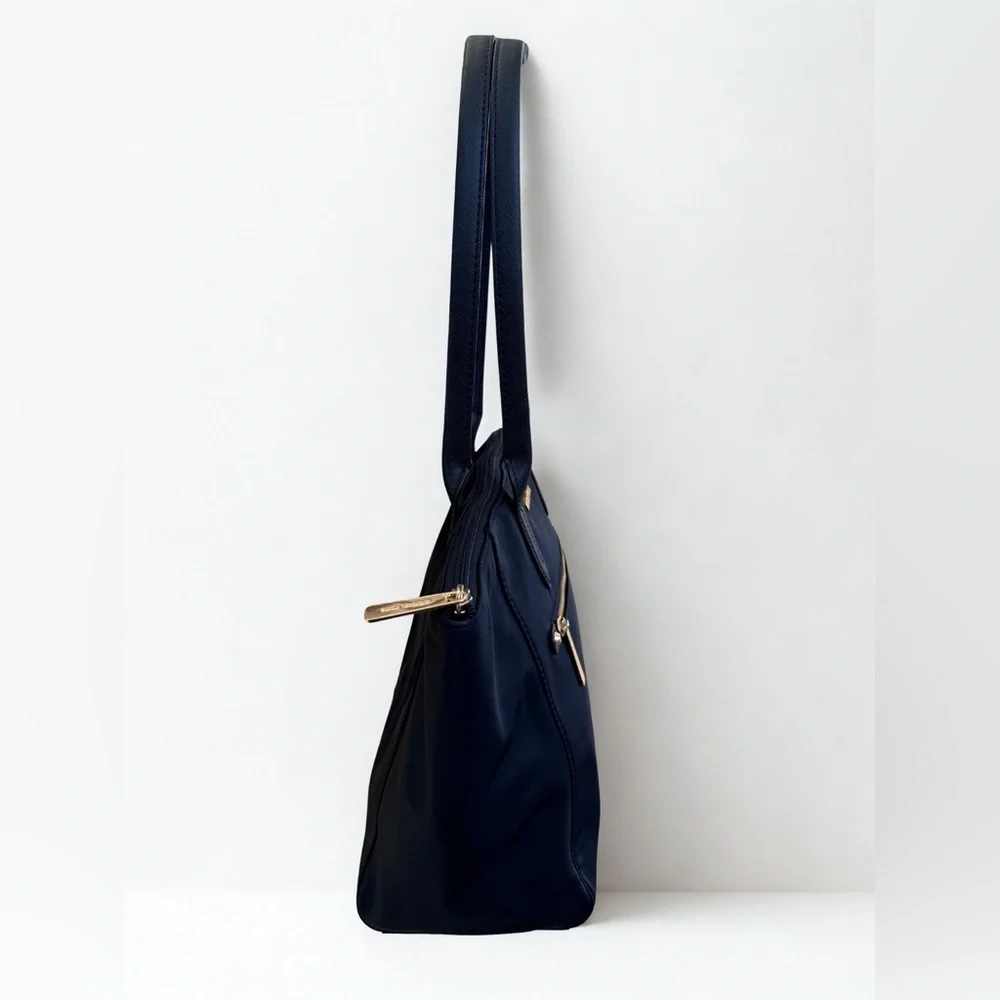 NWT MICHAEL KORS Kelsey Medium Nylon Tote - Black & Gold - Picture 4 of 7